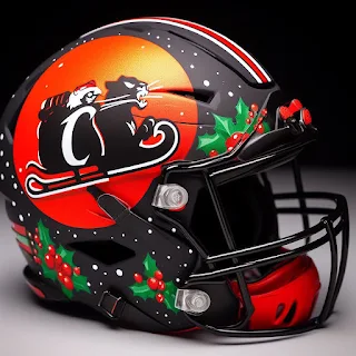 Cincinnati Bearcats Christmas Helmets