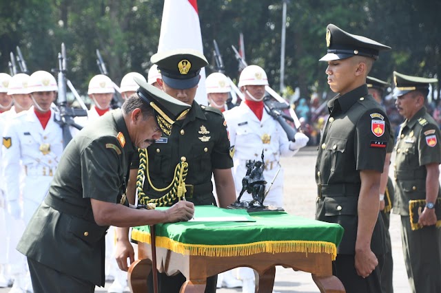 Pangdam IV/Diponegoro Lantik 359 Tamtama Baru