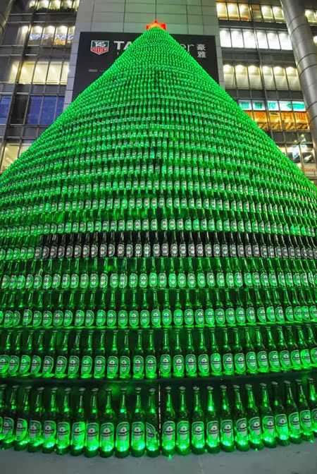 How to Recycle: Recycled Towering Christmas Trees