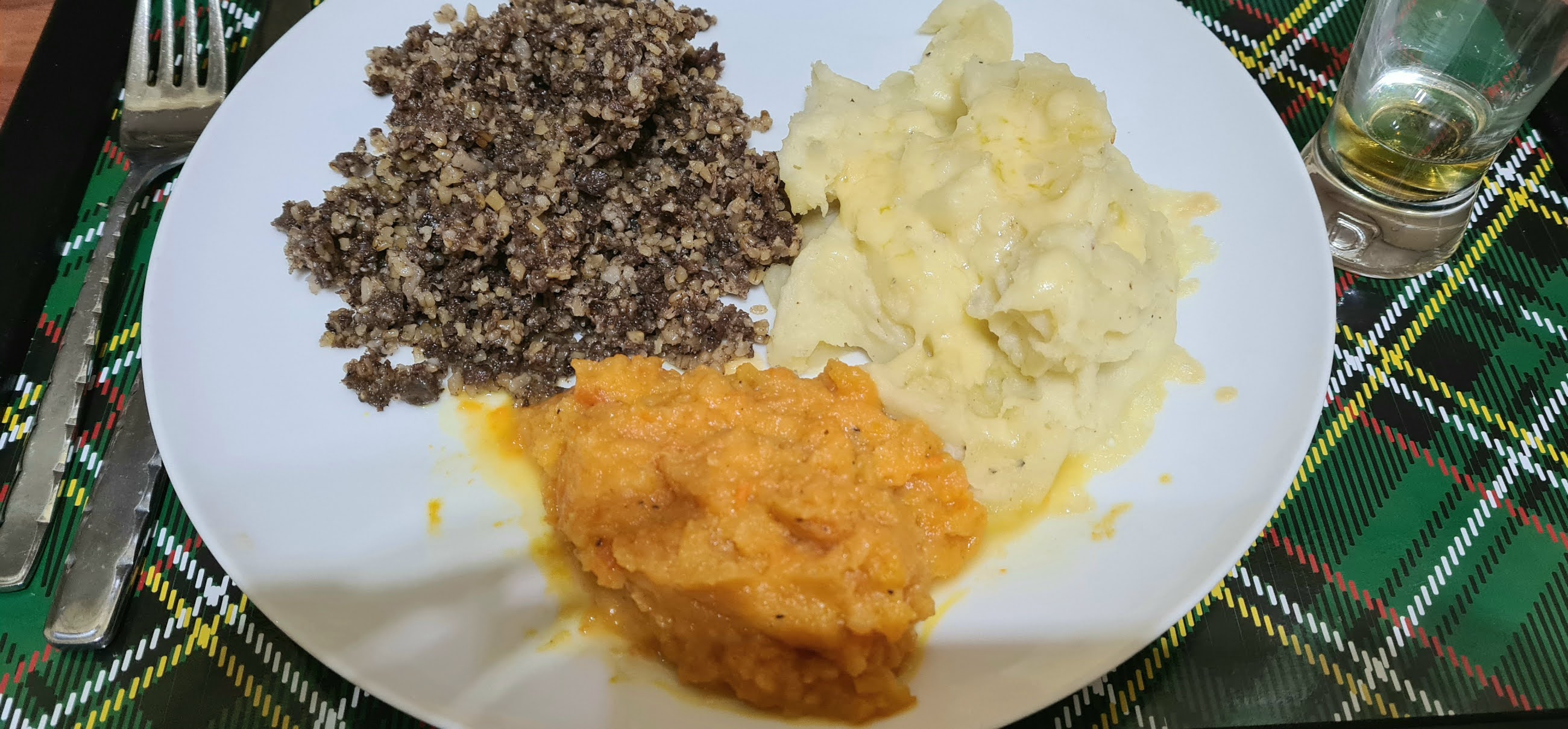 Haggis, neeps and tatties with a wee dram of whisky: Burns Night dinner