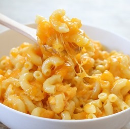 one-pot-macaroni-cheese-11-620x616