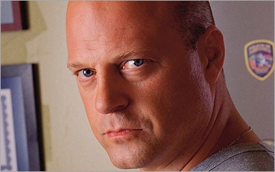 Michael Chiklis