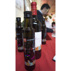 Olive oil and wine labels printed on the Nilpeter FA-4* at the Open House in Barcelona