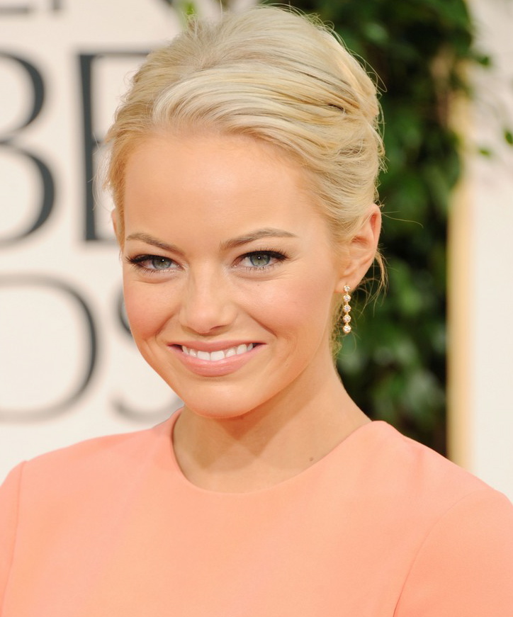 emma stone blonde hair golden globes. GET THE LOOK: Emma Stone#39;s