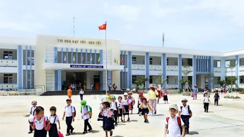 BHXH Ninh Thuận phấn đấu 100% học sinh - sinh viên tham gia BHYT