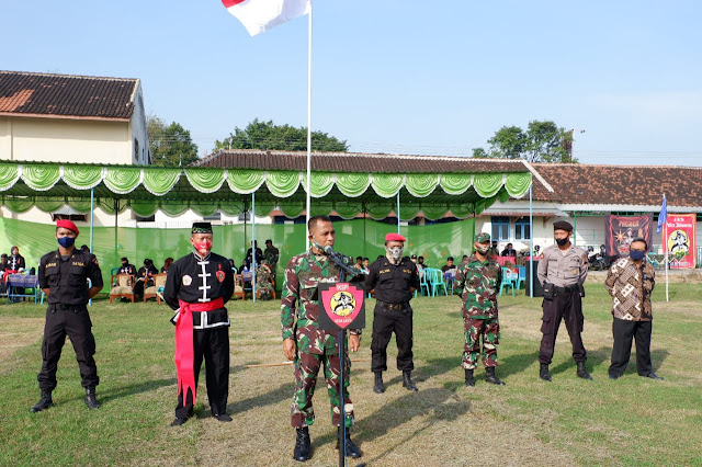 KodimKaranganyar - Komsos Kreatif, Dandim Karanganyar Ajak Pendekar IKS-PI Kera Sakti Menjaga Kamtibmas