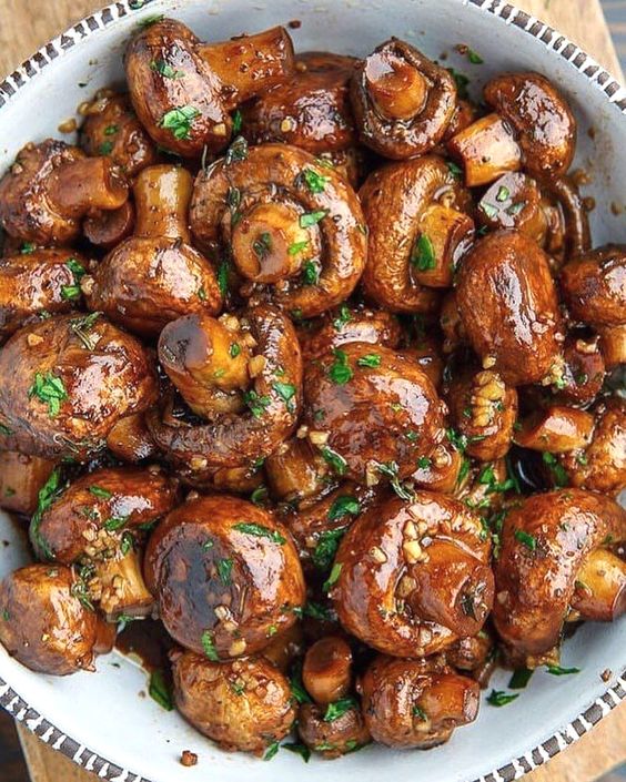 Roasted mushrooms with garlic