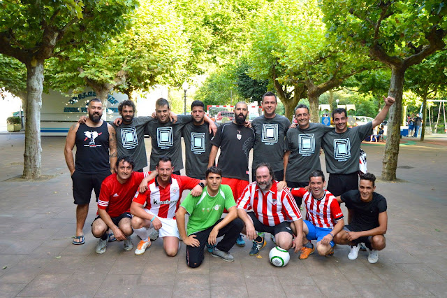 Partido de fútbol de inicio de las fiestas de El Regato