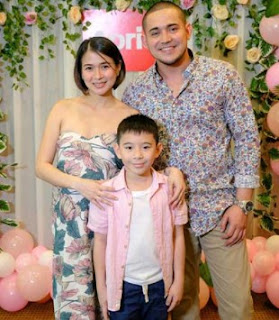 Paulo Avelino with her ex-girlfriend and their son Aki