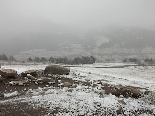 Depuis le Pla des Pedres, les Bordes d'Envalira en bas