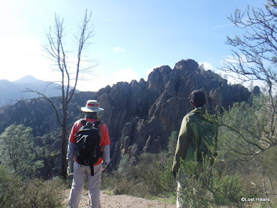 The peaks seen from the north east, hiking on High Peaks Trail