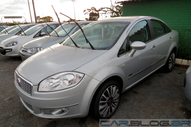 carro Fiat Linea 2014