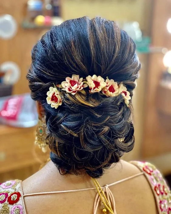 Trendy Bridal Bun Hairstyles