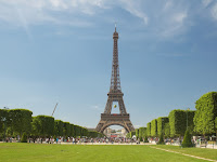 Megahnya Menara Eiffel Di Paris Perancis