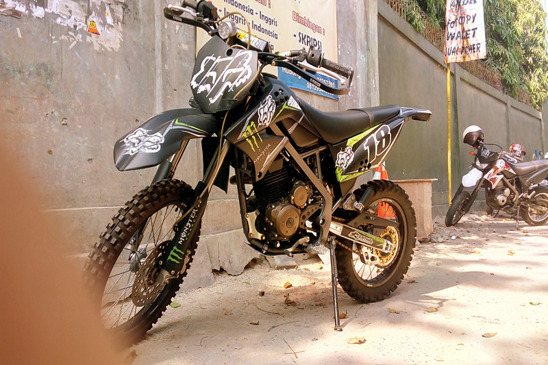 Kumpulan Foto Modifikasi Kawasaki D-Tracker 150 Terbaru 