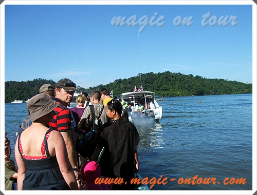 photo สิมิลัน magic ontours
