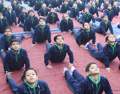 Why Yoga Should Be Taught In Schools
