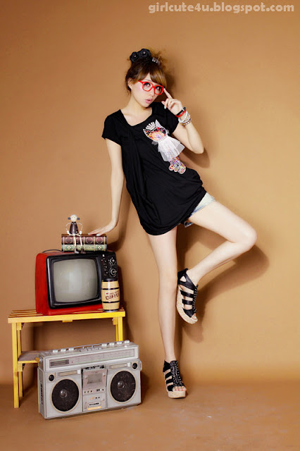 10 Zheng Lu LU-Clothing pieces -very cute asian girl-girlcute4u.blogspot.com