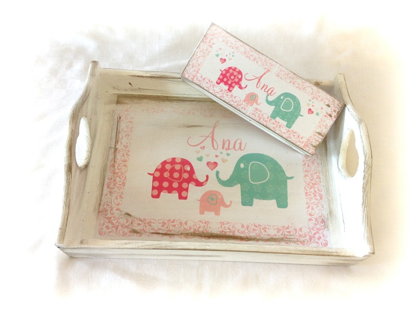 http://le-cose-animate.blogspot.ro/2014/10/pink-elephant-set-tava-si-cutiuta-1-an.html