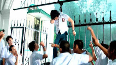 Ekskul (2006), Film Mengharukan Dan Penuh Pesan Tentang Pembalasan Seorang Siswa Korban Bullying.jpg