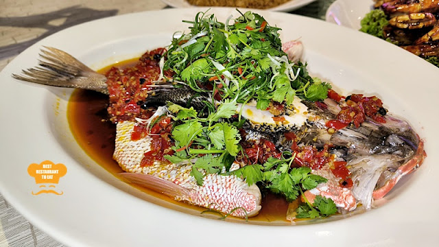 One World Hotel CNY2024 Menu - Steamed Red Snapper With Hunan Pickled Chilli (Spicy)