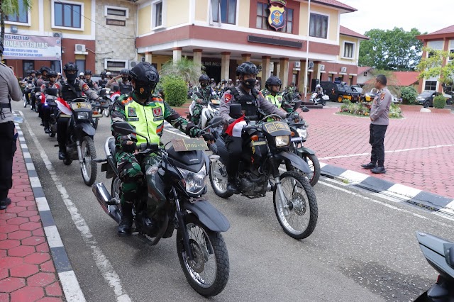 TNI-POLRI Gelar Patroli Gabungan Jelang Pilkades Serentak Tahun 2022 di Kabupaten Paser