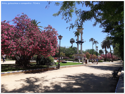 Monumento a Cristóbal Colón; Jardines de Murillo;