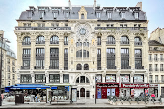 Paris : 61 rue Réaumur, immeuble néo-gothique, Art Nouveau mâtiné d'historicisme, illustration des recherches architecturales au tournant du XIXème siècle - IIème