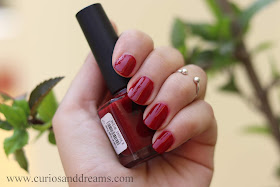 Nykaa nail polish, Nykaa floral carnival nail polish, review, swatch, arabian night rose