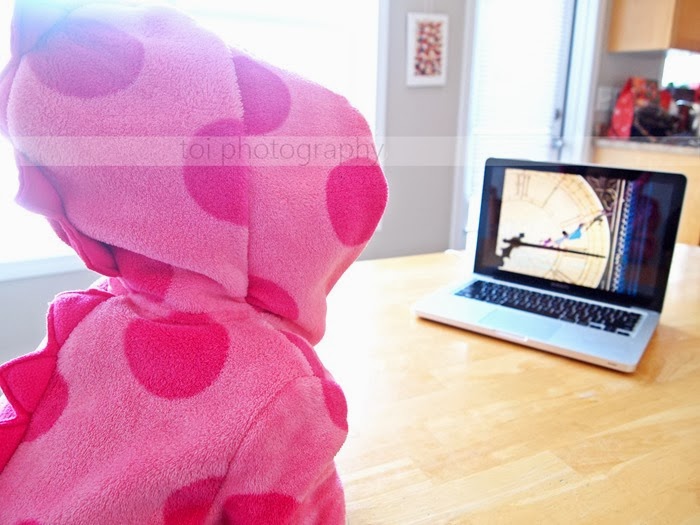 aoi wathcing peter pan
