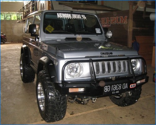 Modifikasi mobil katana terbaru ceper jimny 4x4 gx long offroad audio