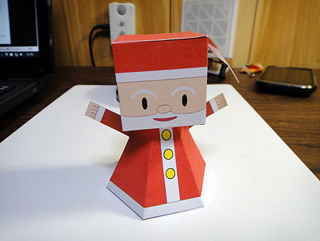 2011 Santa Claus Paper Toy