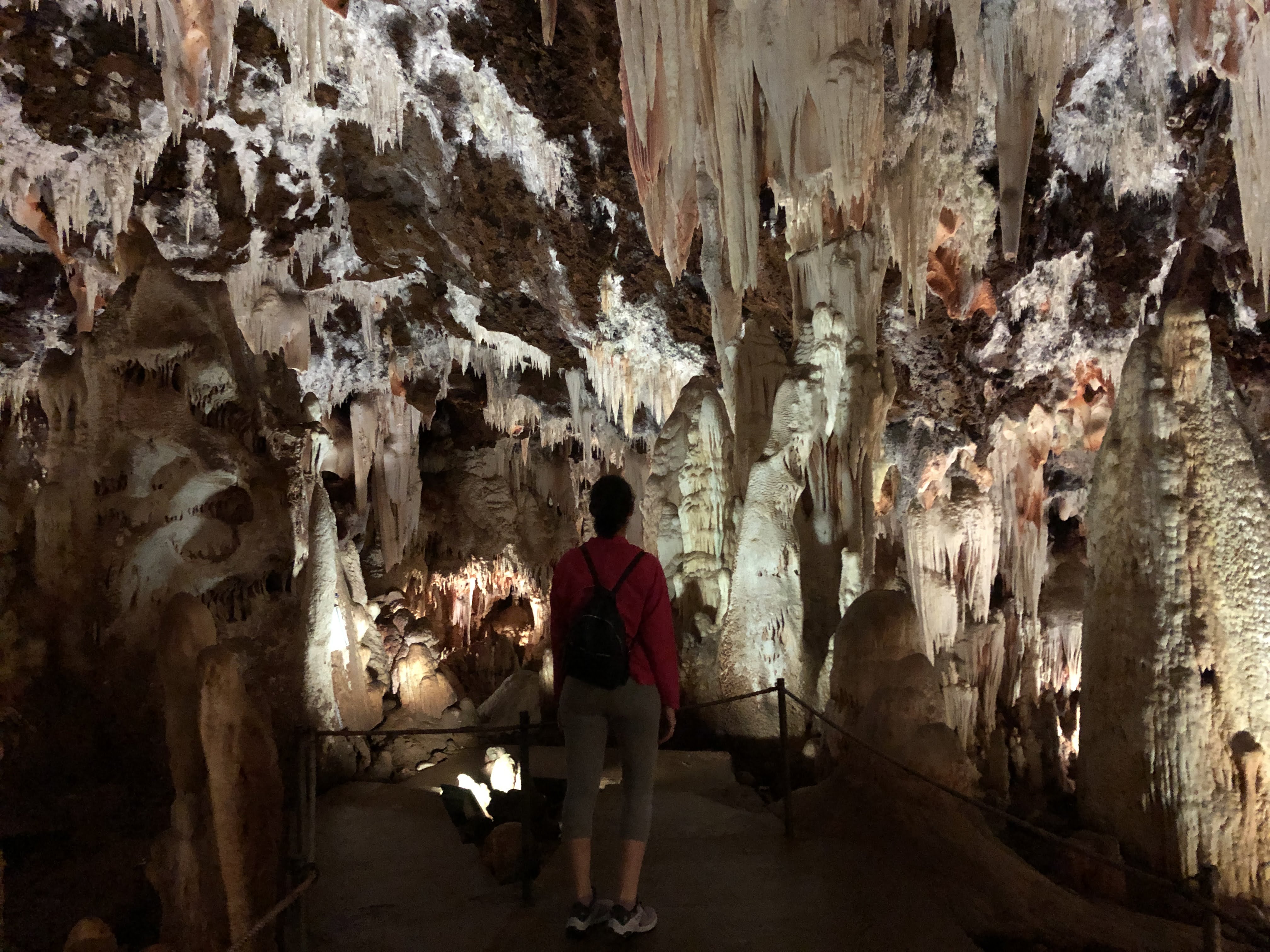 Un dia en las Cuevas del Águila y Arenas de San Pedro (Avila) | Sin mirar a  nadie