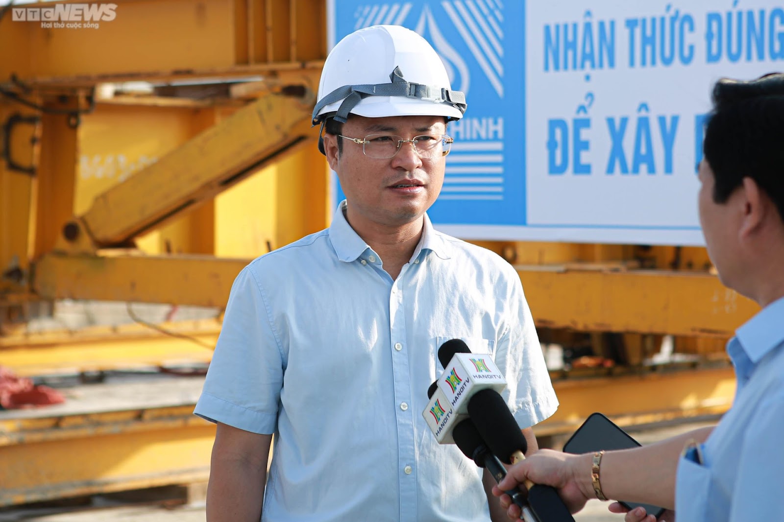Hợp long cầu Vĩnh Tuy 2 trị giá hơn 2.500 tỷ đồng - Ảnh 8.