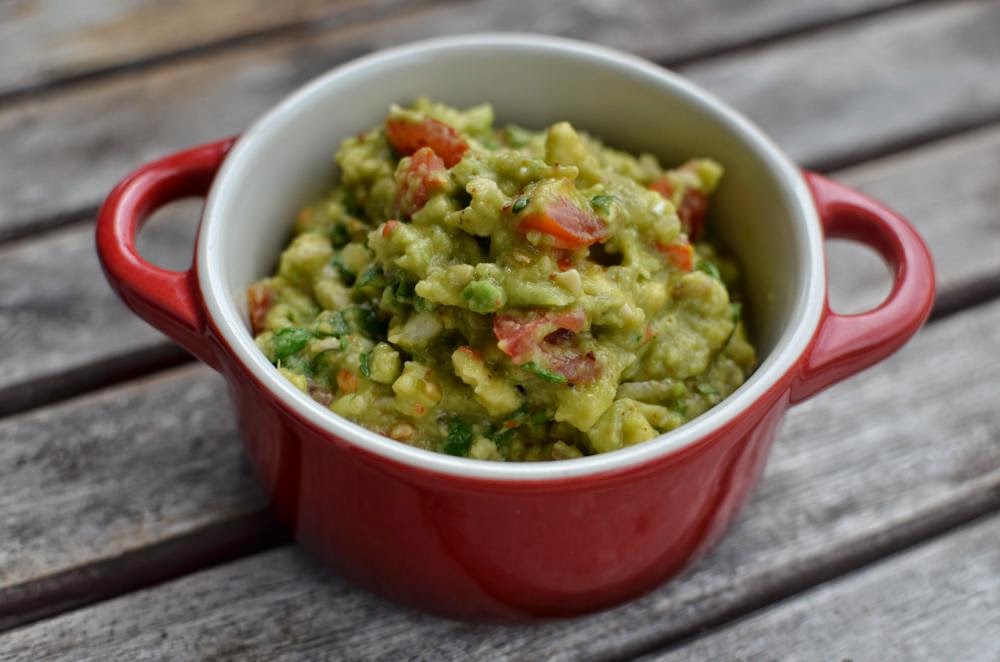 Recipe of Homemade Guacamole with pine nuts