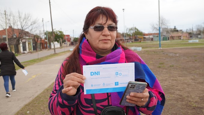 Vecinos de Barrio Arco Iris recibieron su nuevos DNI