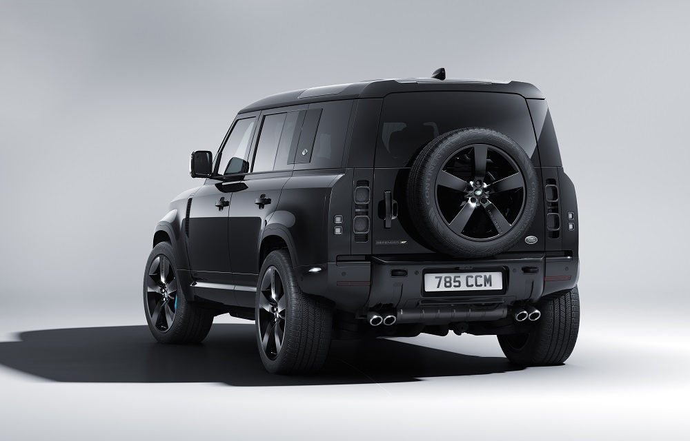 Land Rover Defender V8 Bond Edition