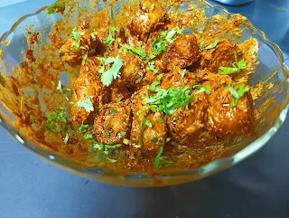 Tossed tandoori soya chaap in a bowl