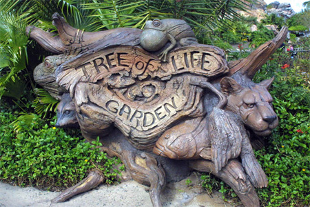 The Tree of Life at Disneys Animal Kingdom 4