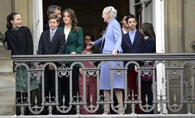 Crown Princess Mary, Princess Isabella, Prince Vincent, Princess Josephine, Princess Marie and Princess Athena