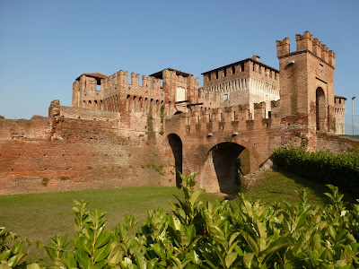 Rocca Sforzesca di Soncino, Italy | TheVillaHunter.com