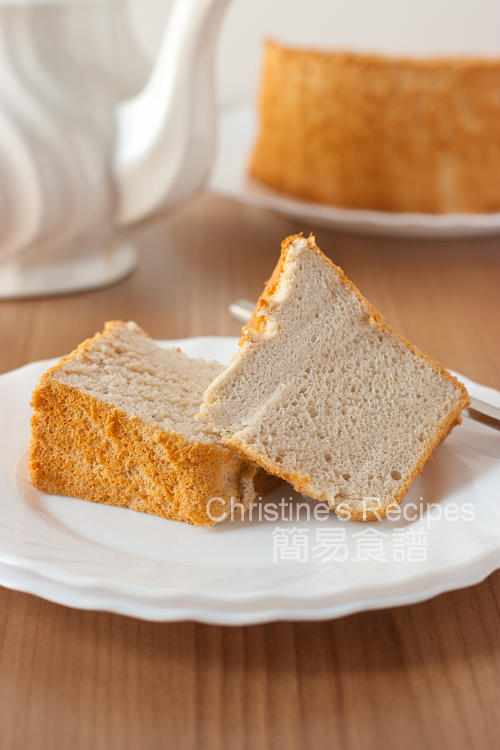 Banana Chiffon Cake