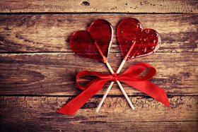 dolci san valentino biscotti forma cuore dolci a forma di cuore macarons a forma di cuore decorare dolci san valentino san valentine's day sweets