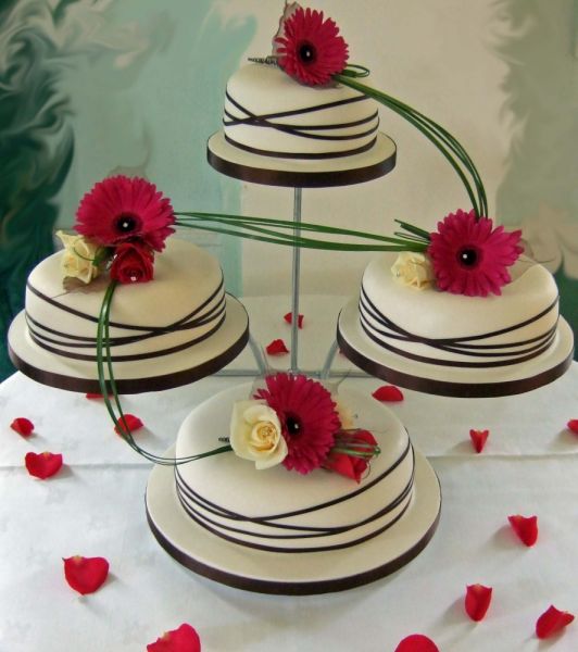 Chocolate modern wedding cake modernweddingcakepicturesideas