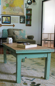 coffee table, paint makeover, furniture transformation, DIY, pallet furniture, http://goo.gl/hf68fG