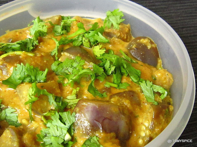 brinjal curry with sesame groundnut paste