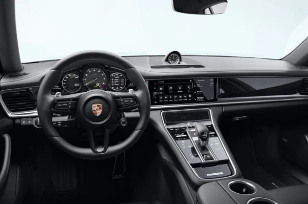 Porsche Panamera 4 E-Hybrid Platinum Edition