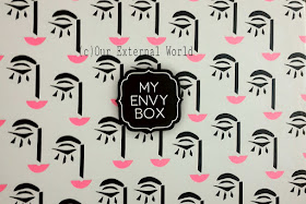 MyEnvyBox Lashes And Pouts Box