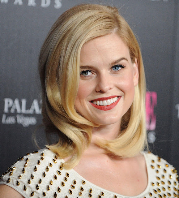 Alice Eve Wallpapers Free Download