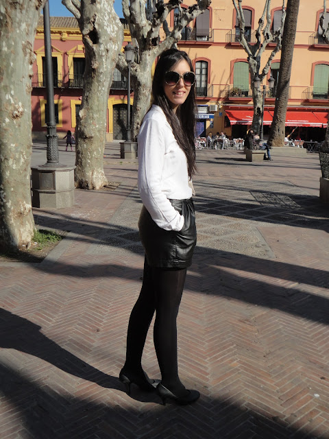 Look bicolor blanco y negro